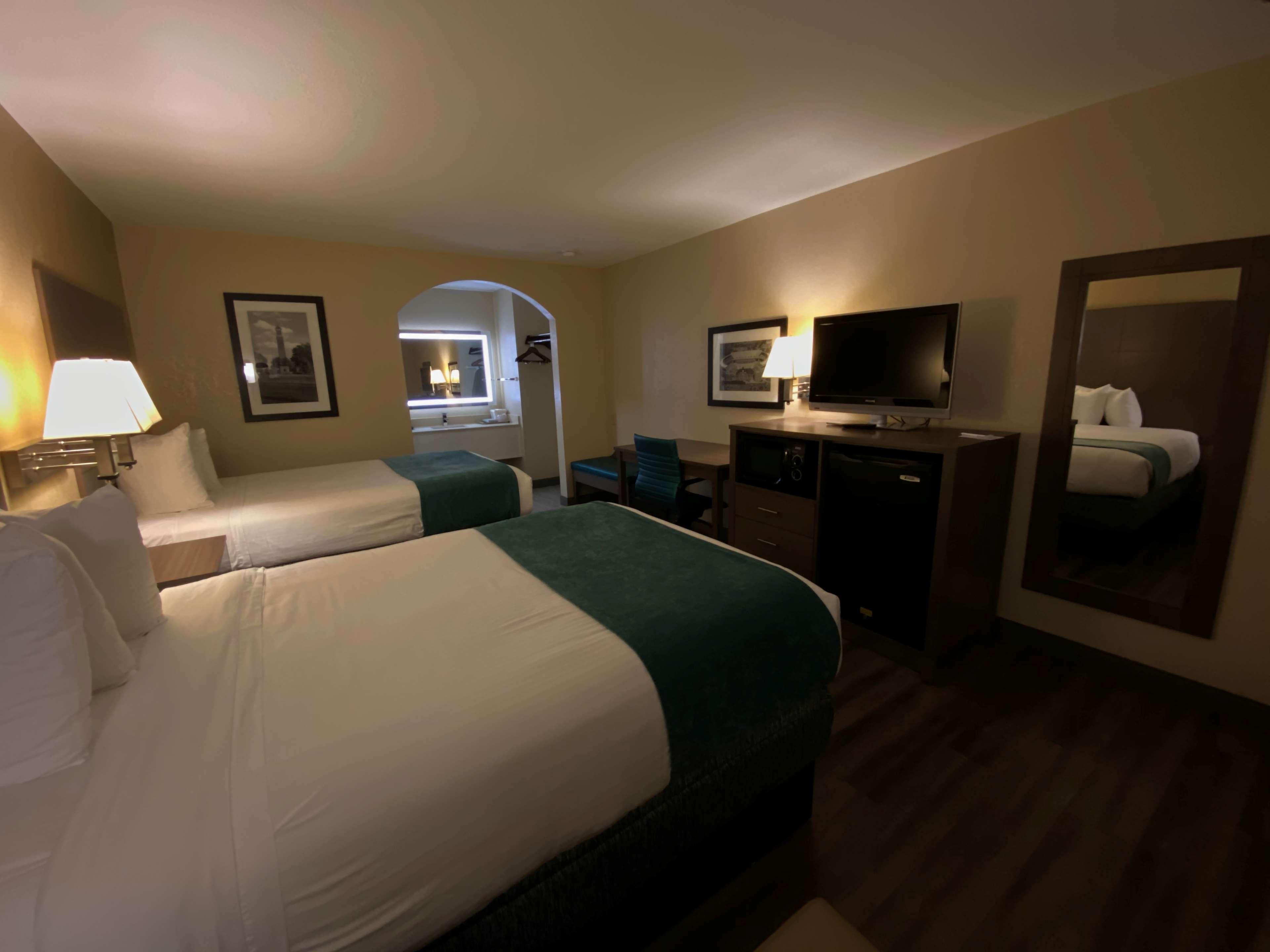 Best Western Catalina Inn Tuscaloosa Exterior photo