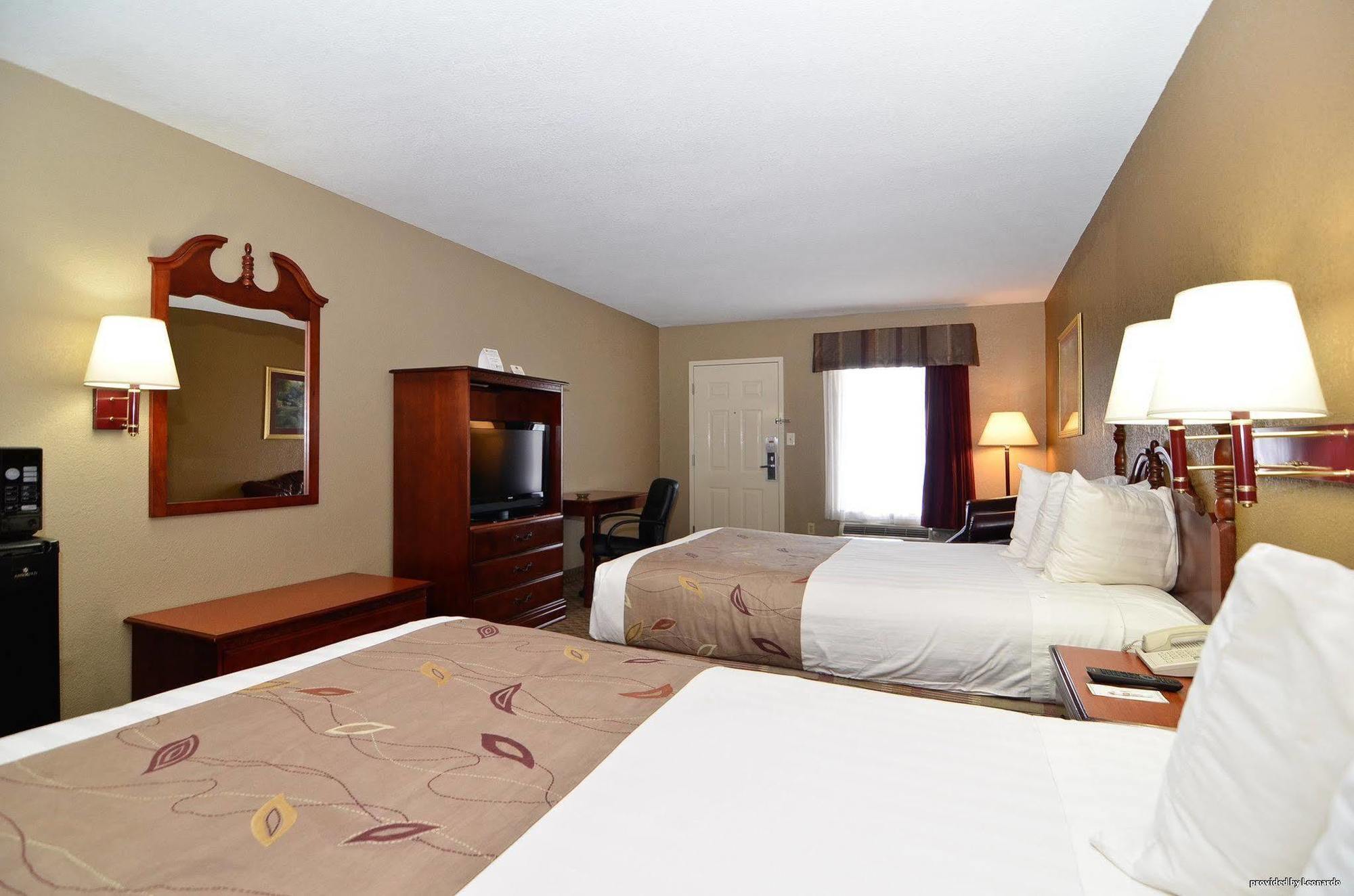 Best Western Catalina Inn Tuscaloosa Room photo