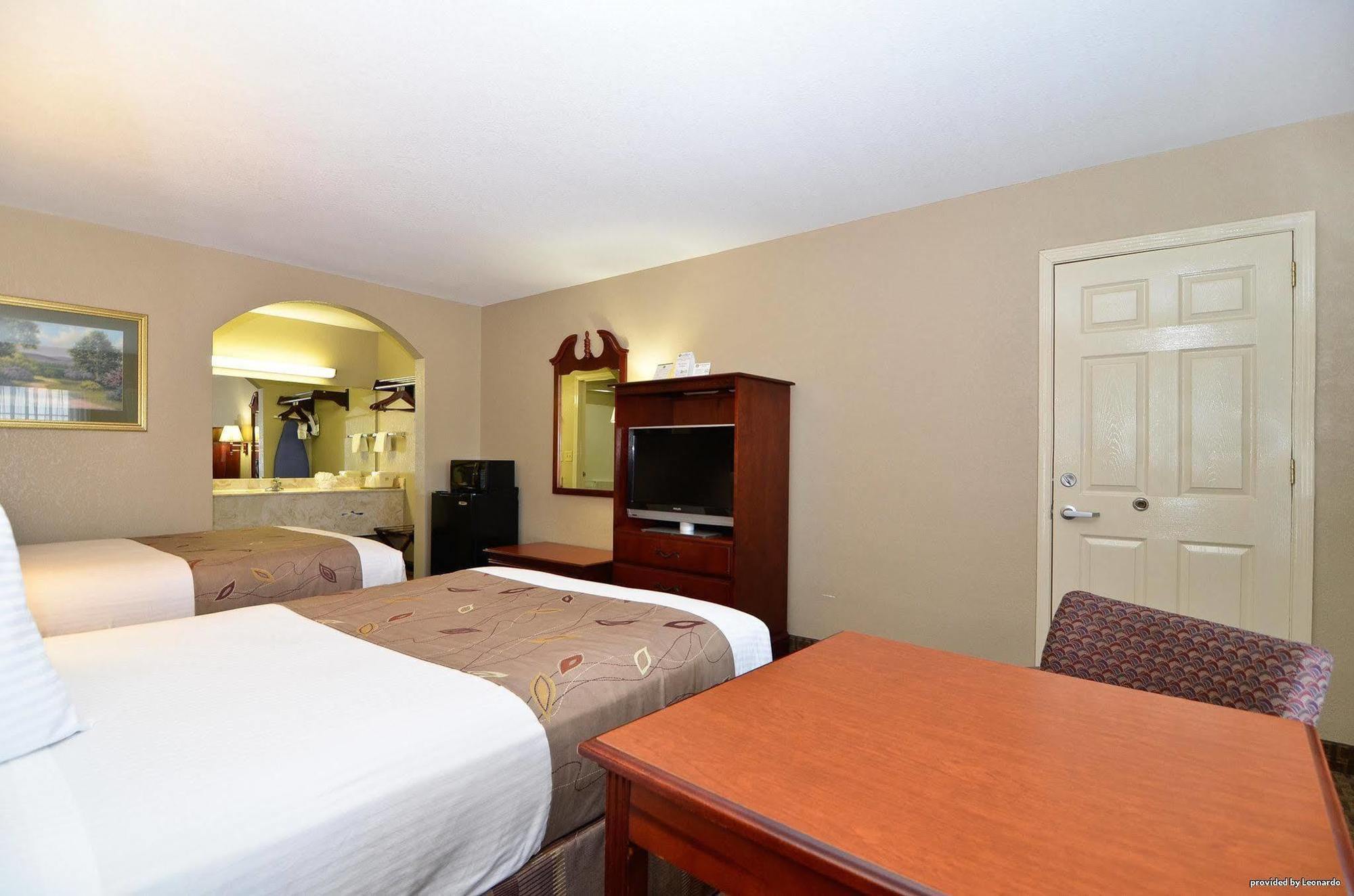 Best Western Catalina Inn Tuscaloosa Exterior photo