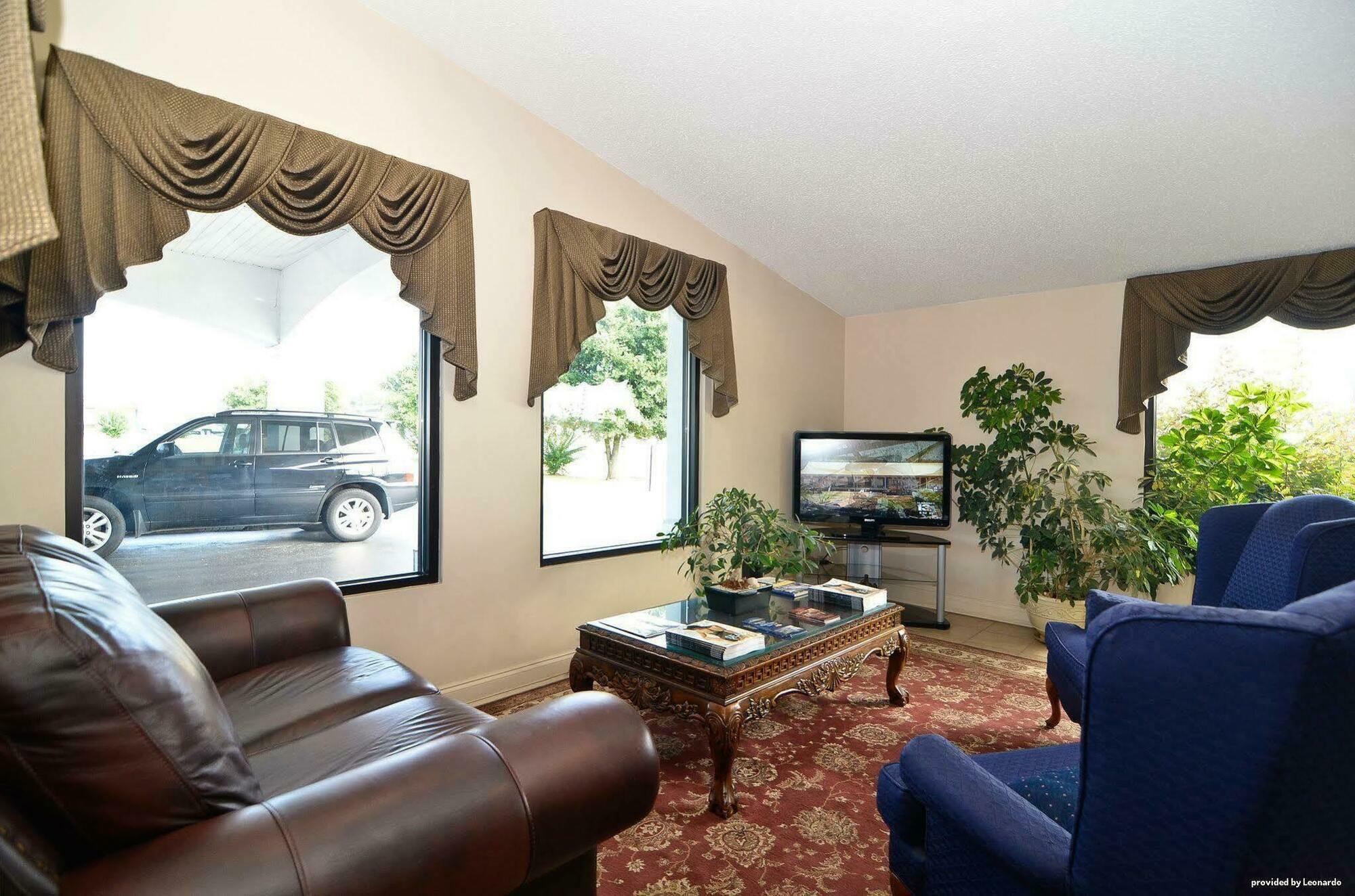 Best Western Catalina Inn Tuscaloosa Exterior photo